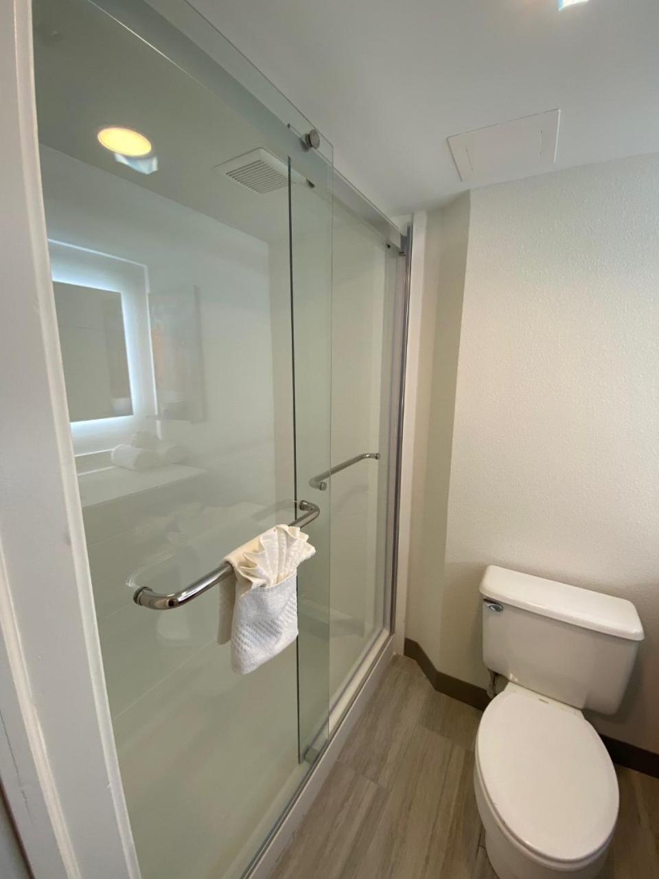 Mainstay Suites Horsham - Philadelphia Exteriör bild